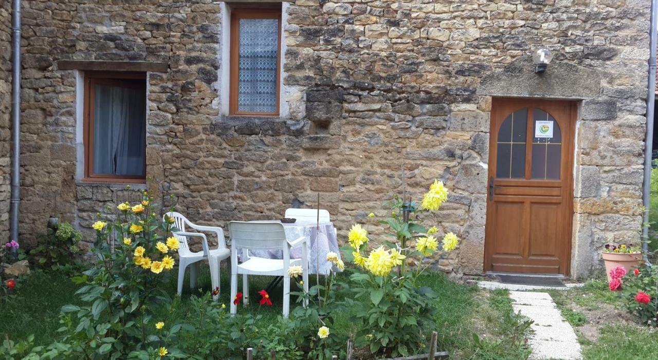 Oniros Bed & Breakfast Neuffontaines Exterior foto
